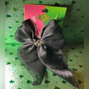 Wicked black hairbow barrette with “W” charm NWT